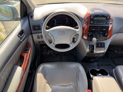 2006 Toyota Sienna XLE
