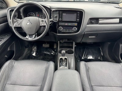 2016 Mitsubishi Outlander ES