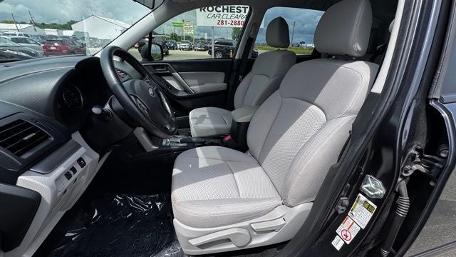 2014 Subaru Forester 2.5i
