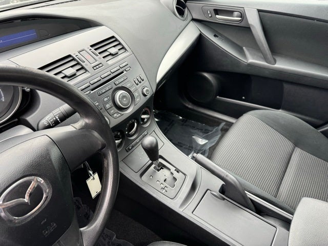 2013 Mazda Mazda3 i SV