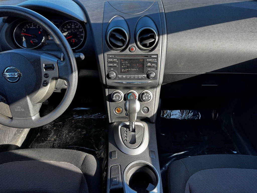 Used 2013 Nissan Rogue SV with VIN JN8AS5MV2DW619322 for sale in Rochester, Minnesota