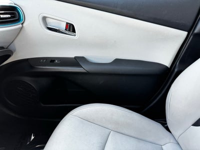 2016 Toyota Prius Four