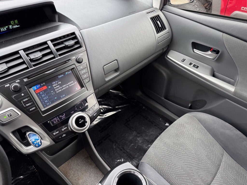 2012 Toyota Prius v Two