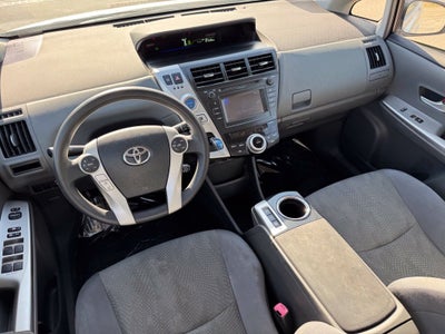 2014 Toyota Prius v Two