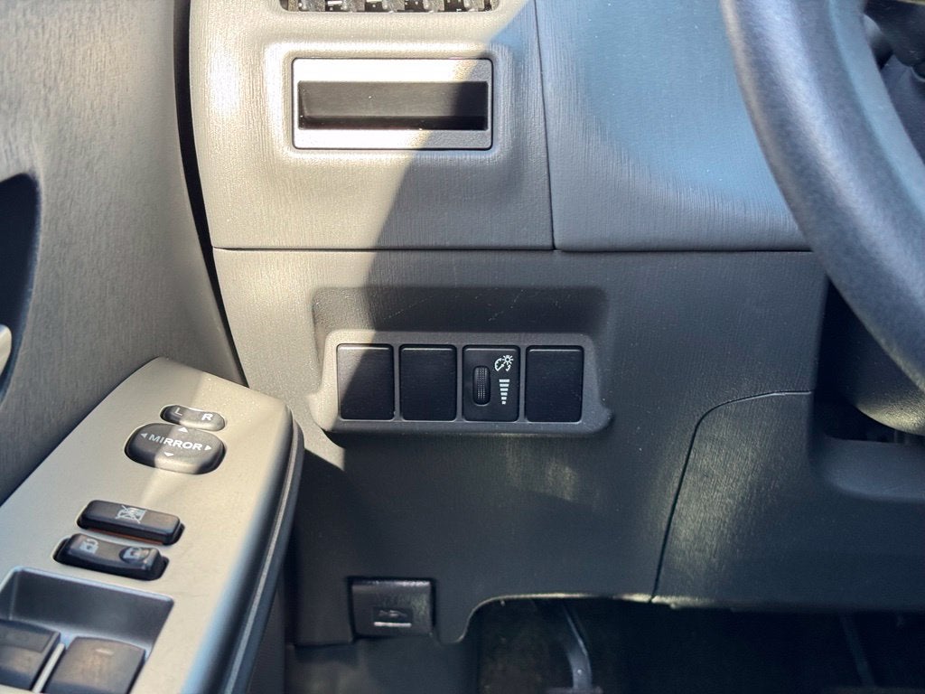 2014 Toyota Prius v Two