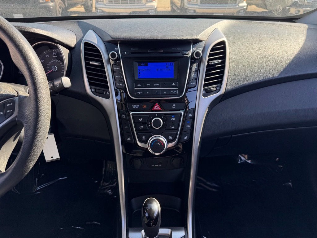 Used 2016 Hyundai Elantra GT Base with VIN KMHD35LH4GU318774 for sale in Rochester, Minnesota