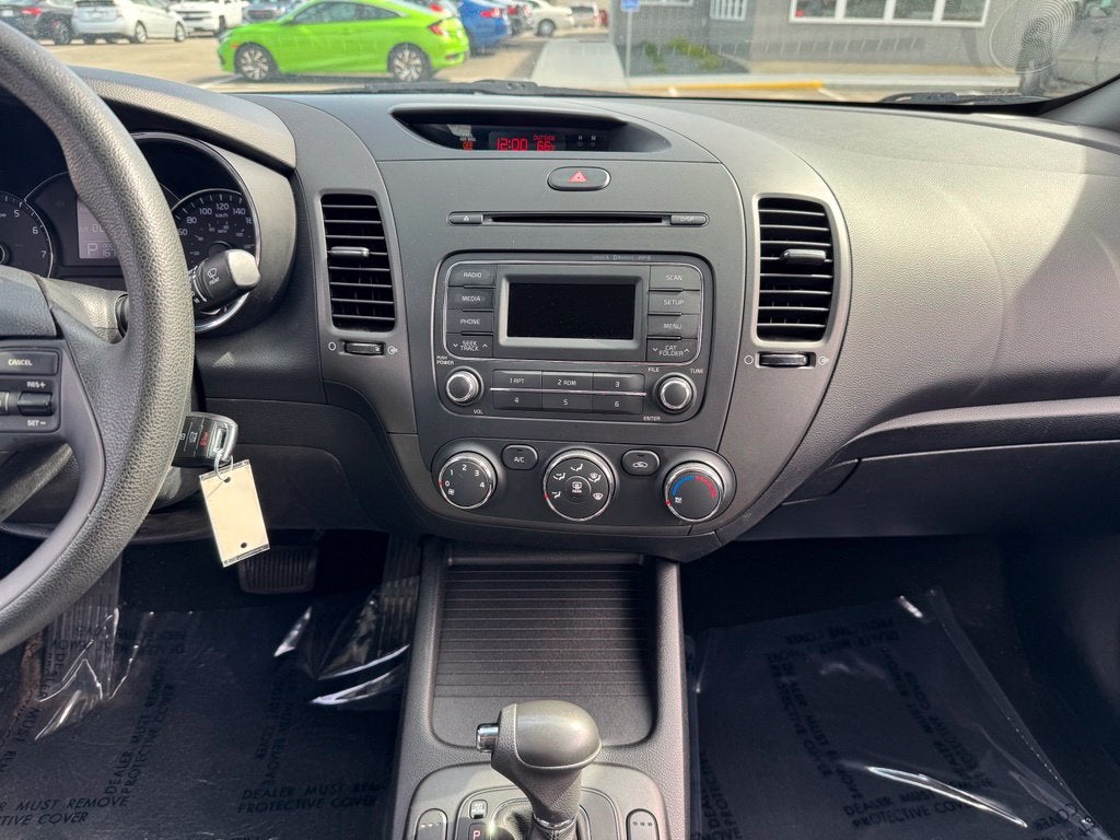 2014 Kia Forte LX canadian vehicle