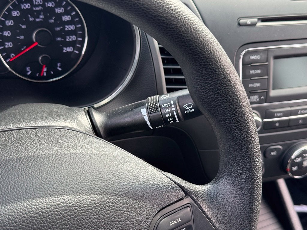 2014 Kia Forte LX canadian vehicle