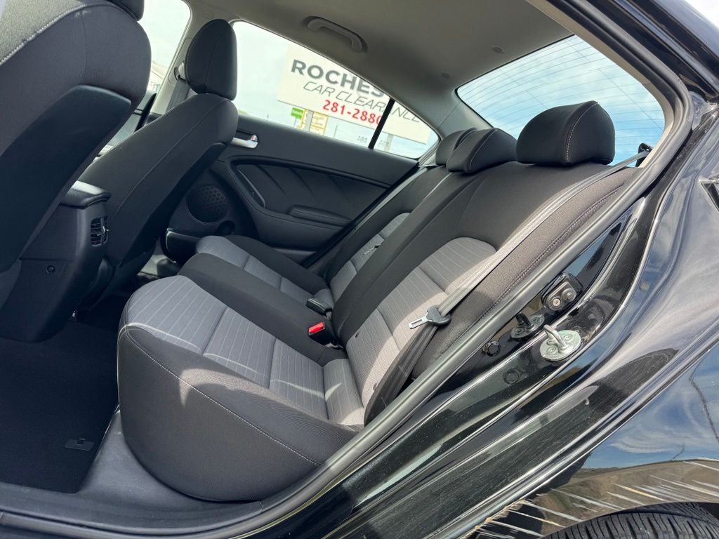2014 Kia Forte LX canadian vehicle