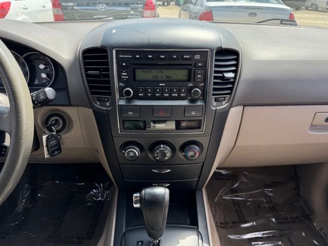 Used 2007 Kia Sorento LX with VIN KNDJC736675748236 for sale in Rochester, Minnesota