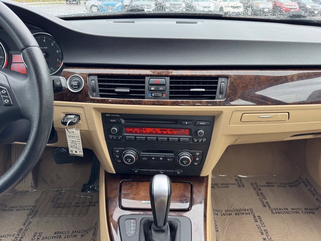 Used 2009 BMW 3 Series 328xi with VIN WBAPK53599A513863 for sale in Rochester, Minnesota