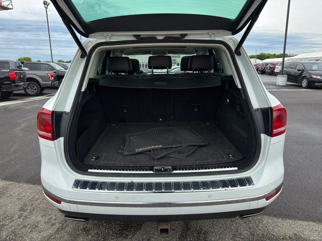 2015 Volkswagen Touareg V6 TDI Lux