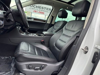 2015 Volkswagen Touareg V6 TDI Lux