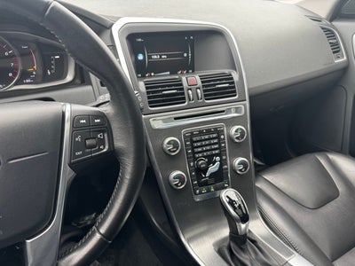 2016 Volvo XC60 T6 Drive-E