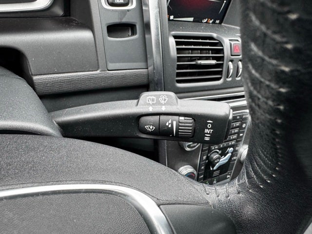 2016 Volvo XC60 T6 Drive-E