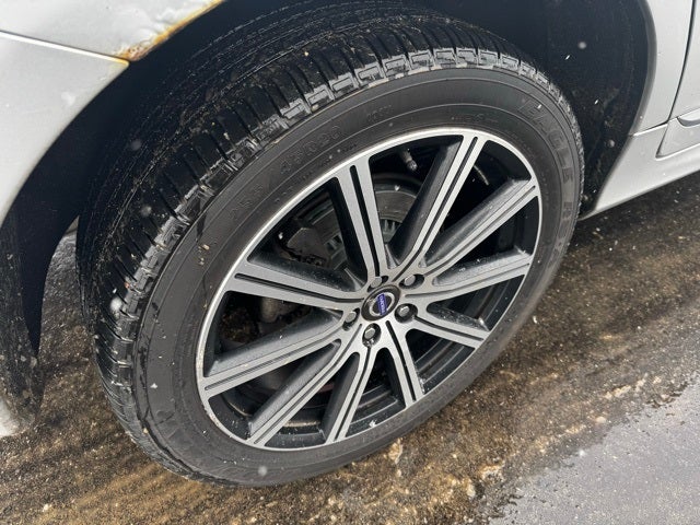 2016 Volvo XC60 T6 Drive-E