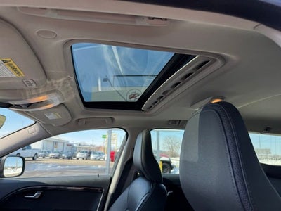 2015 Volvo XC70 T6 Platinum