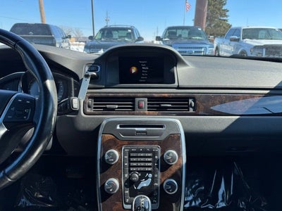 2015 Volvo XC70 T6 Platinum