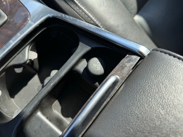 2015 Volvo XC70 T6 Platinum